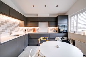 Photo 14- click for photo gallery